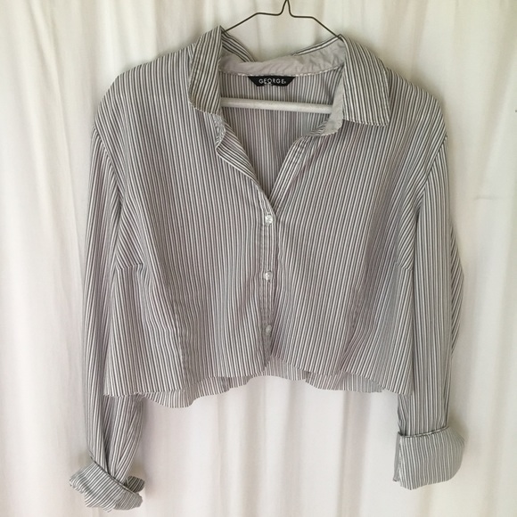 Tops - Cropped button down